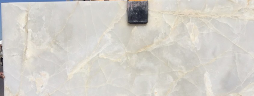 Bianco Onyx 20mm